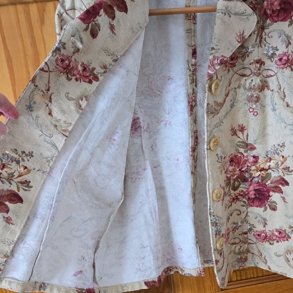 Floral Button-Up Jacket - Picture 3 of 5